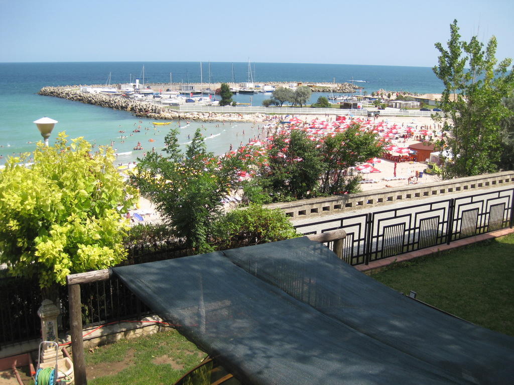 V3 Villa Eforie Nord Room photo